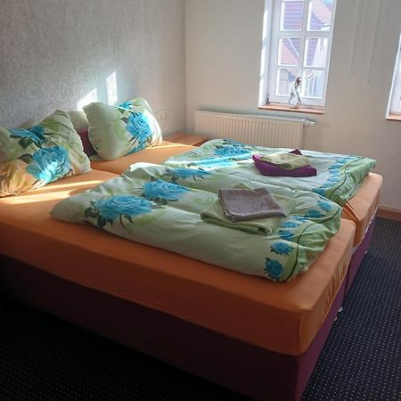 Ferienwohnung Leon Heldburg Экстерьер фото