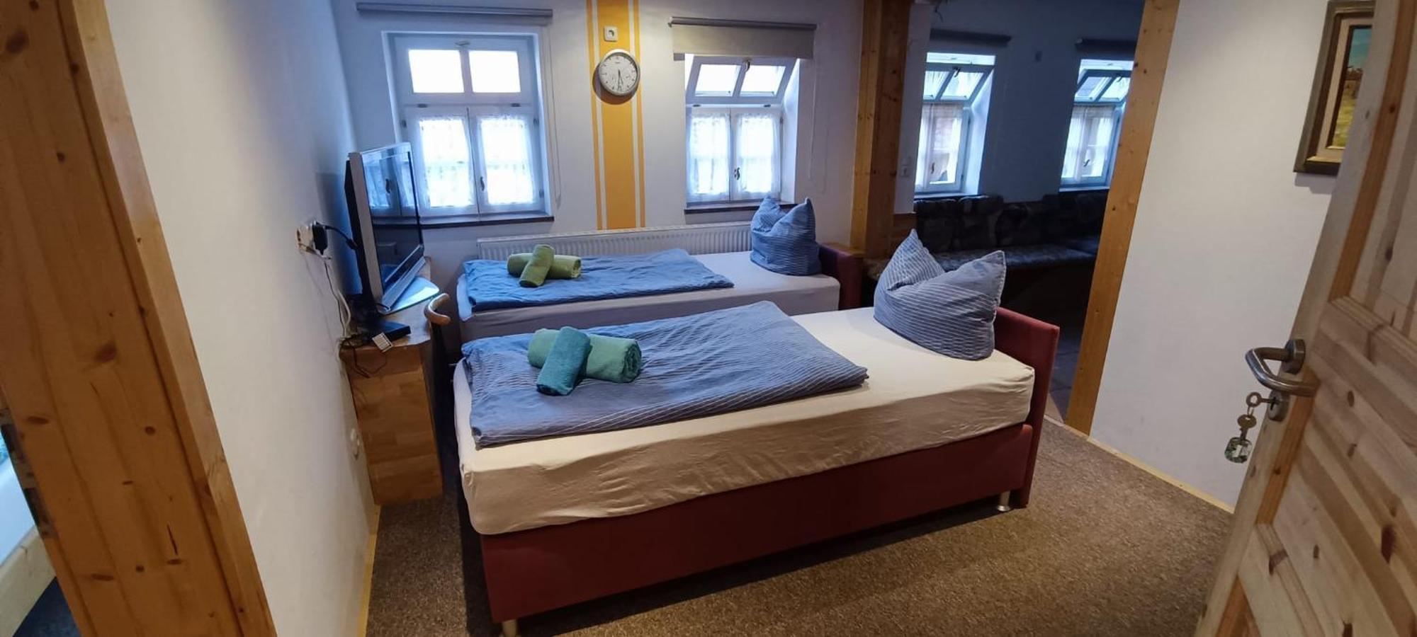 Ferienwohnung Leon Heldburg Экстерьер фото