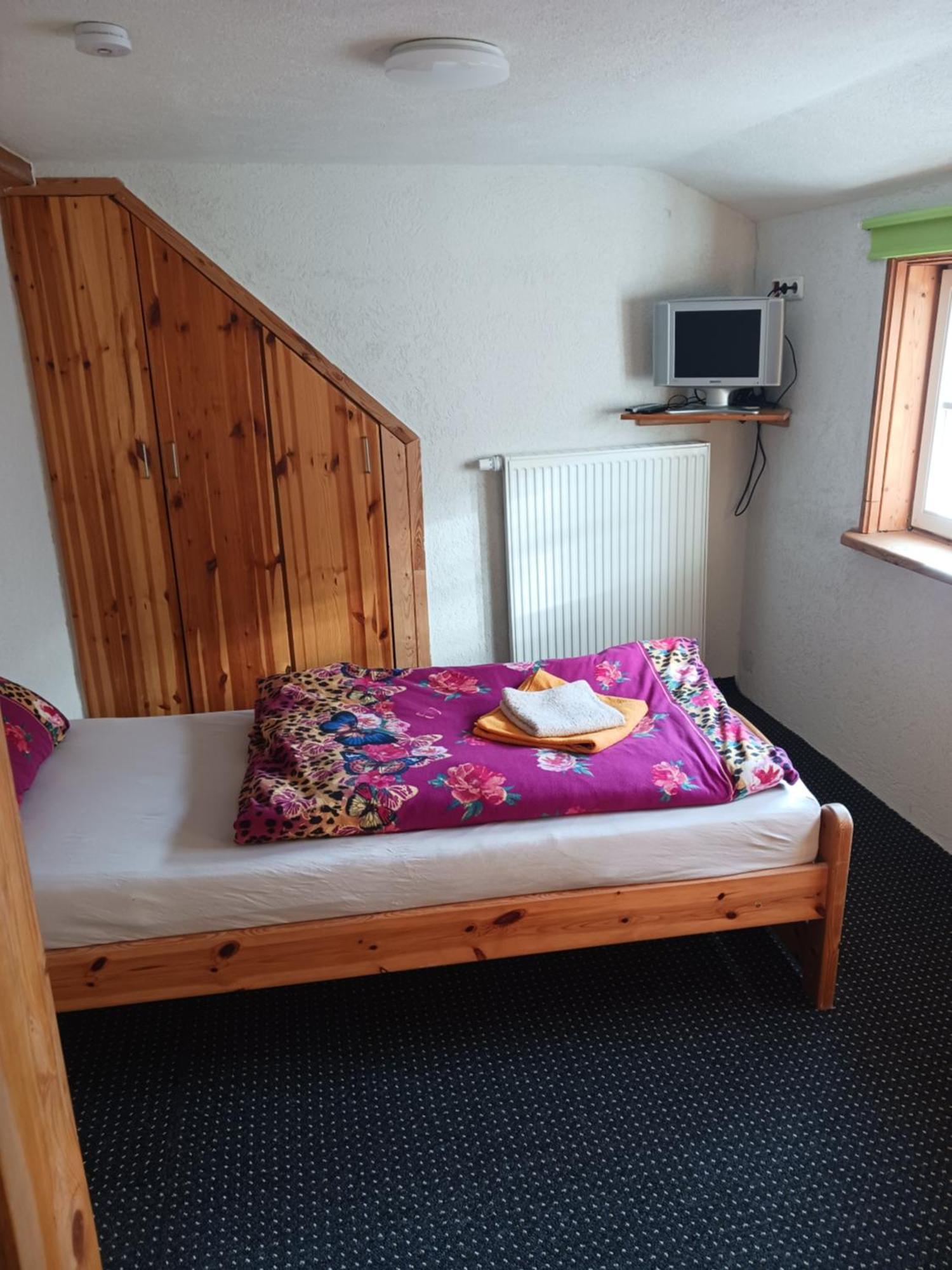 Ferienwohnung Leon Heldburg Экстерьер фото